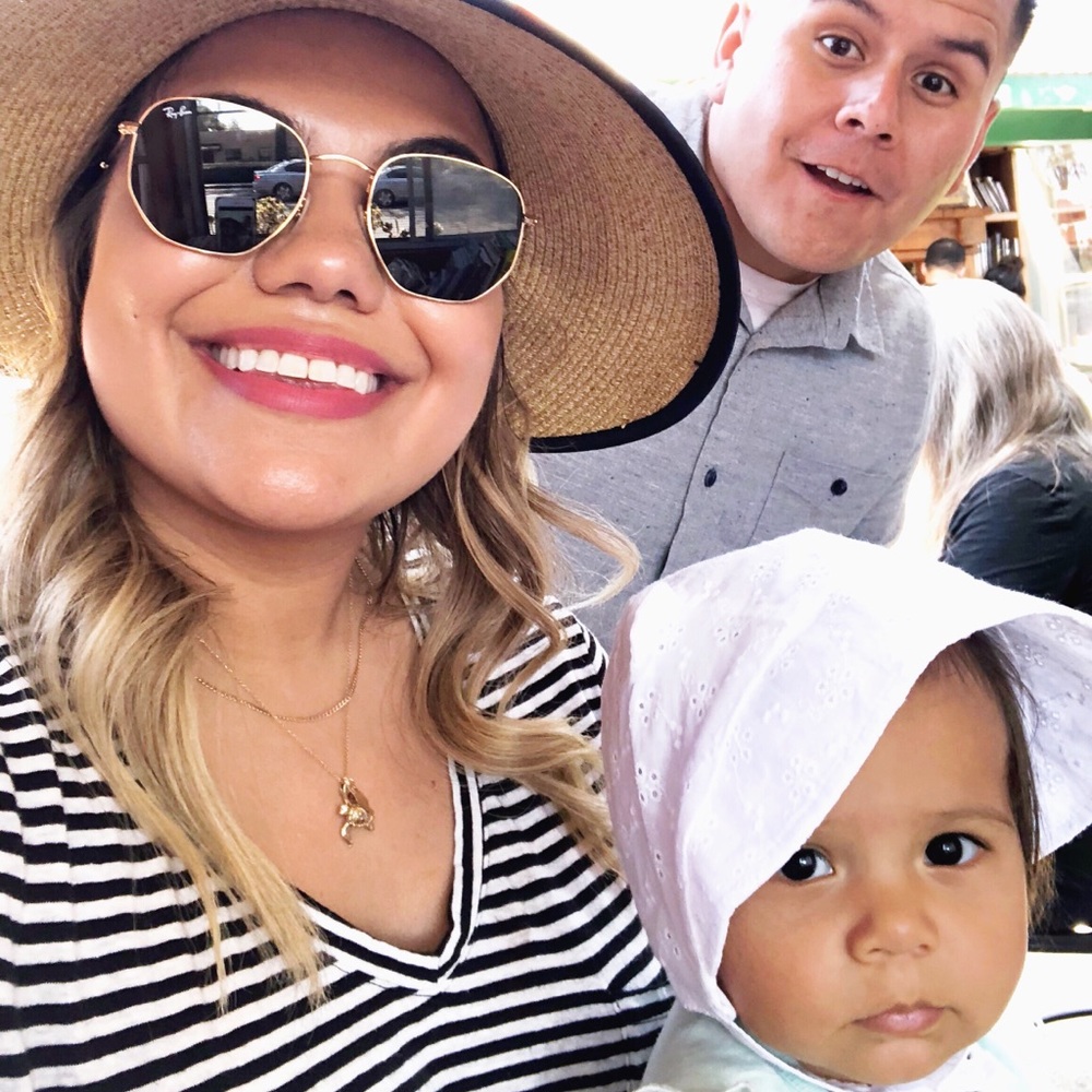 Meet your Posher, Lois